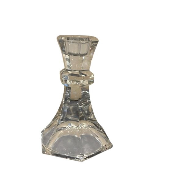 Elegant Clear Glass Candle Holder - Picture 1 of 8